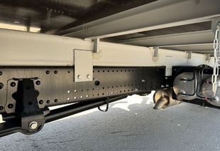 JAC N90 (9т) КМУ HYVA 3.2 E3 (3т) БОРТ АЛЮМИНИЙ 6,2×2,55×0,6 м